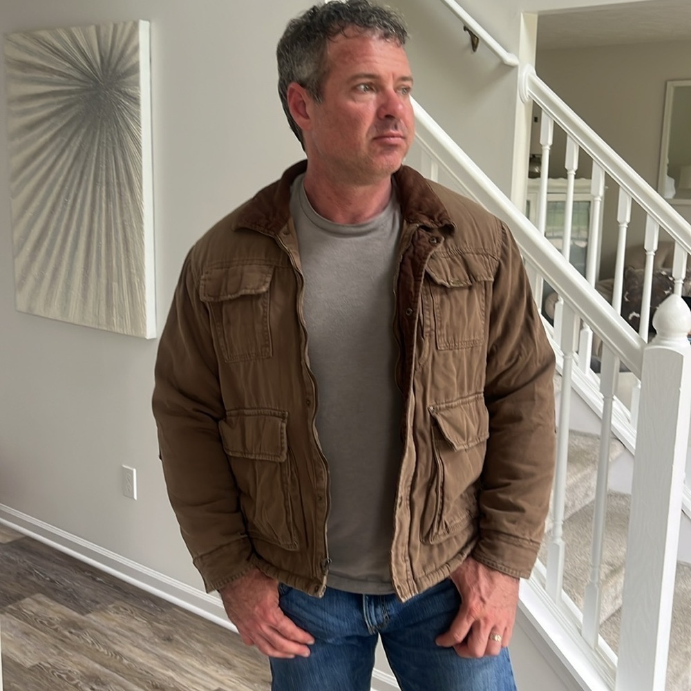 Wrangler barn chore coat jacket size Large fleece lined cargo corduroy canvas